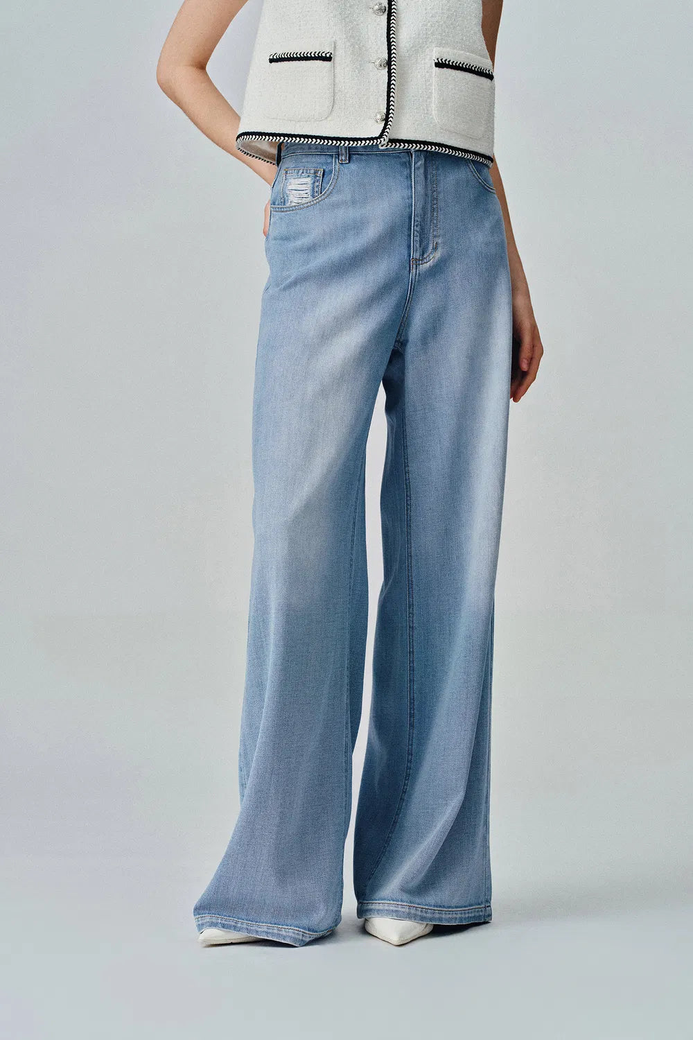 Prevernae Washed Wide-Leg Jeans in Cotton Denim