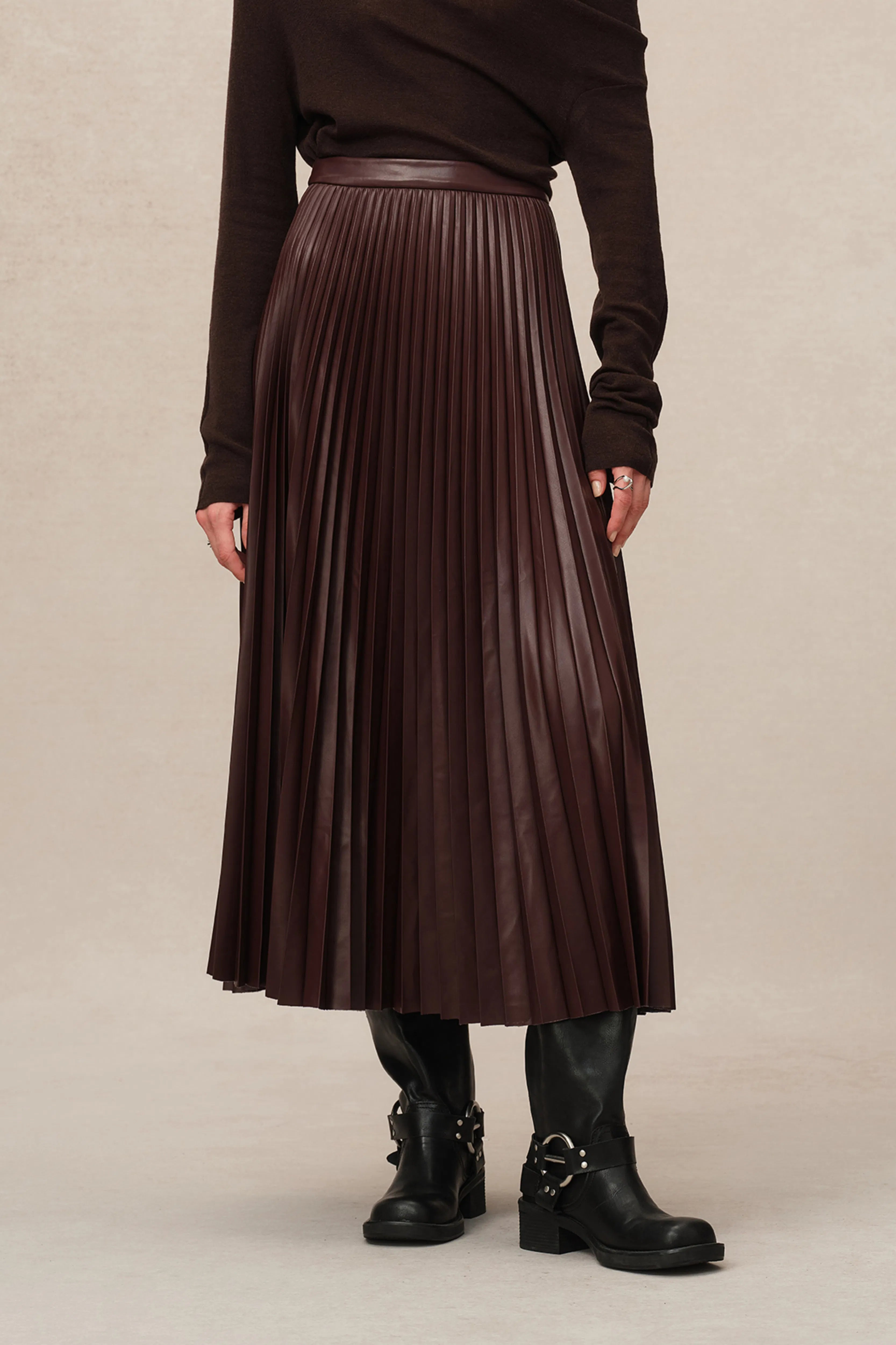 Mari Pleated Skirt in Vegan Leather