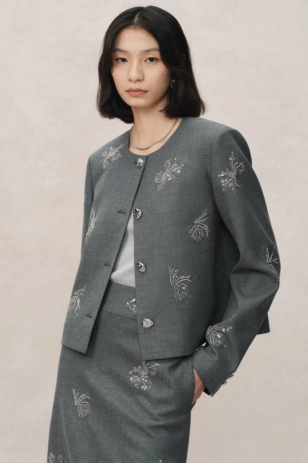 Beading Wrinkle Resistant Embroidered Boxy Tailored Jacket in Fine Worsted Wool