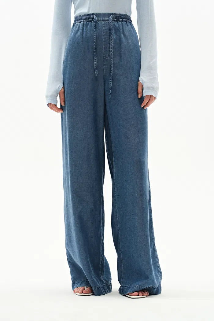 Seren Elastic Waist Wide Leg Jeans in Lyocell Denim