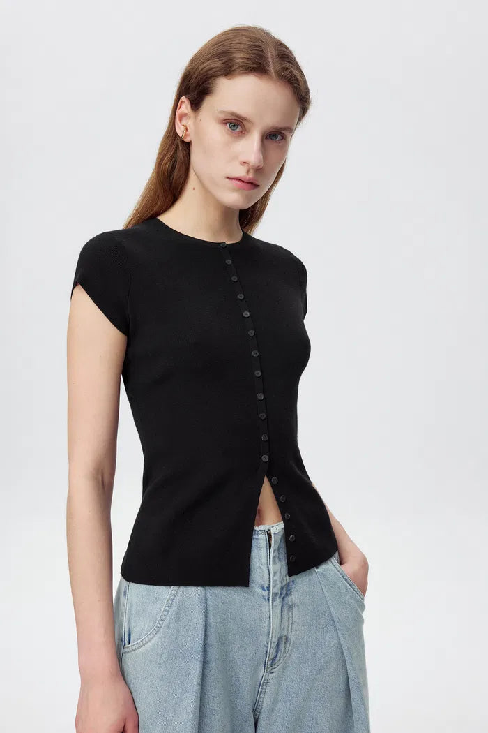 Row Slim Fitt Top in Rayon Blend Knit